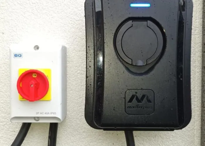 Centre Modern 3 Bedroom House *