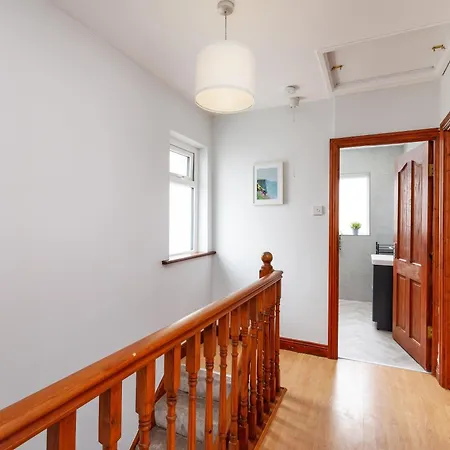 Centre Modern 3 Bedroom House Dublino